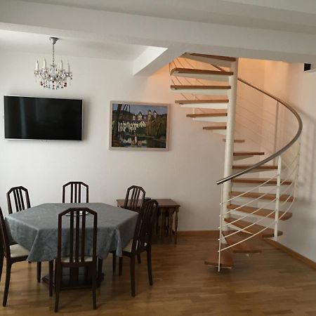 Appartment Am Rathaus Baden-Baden Buitenkant foto